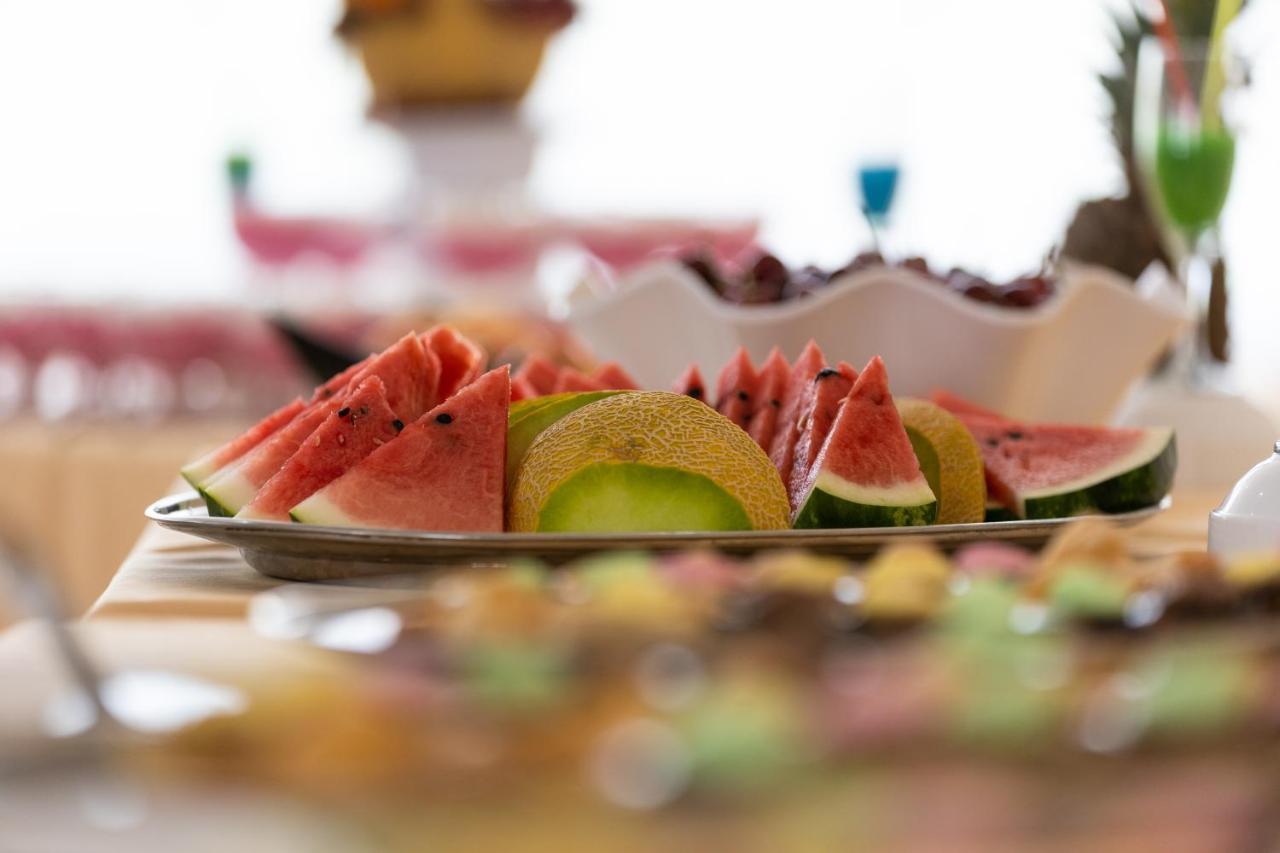 Hotel Azurro Pantai Sunny Luaran gambar